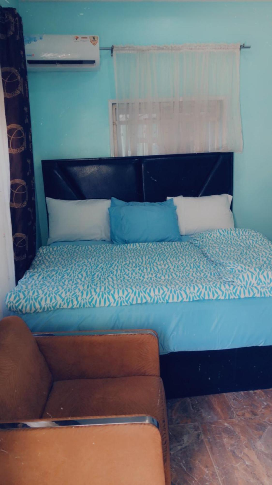 Luxury Place Hotel And Apartments Абуджа Экстерьер фото